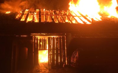Brand gross – Bauernhaus